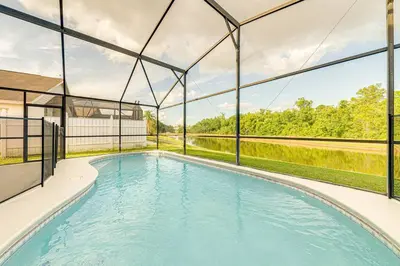 Gallery image of New! Disney Vacation Oasis! 4B/2B, Lake View and Private Pool in Kissimmee