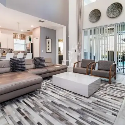4749 Kings Castle