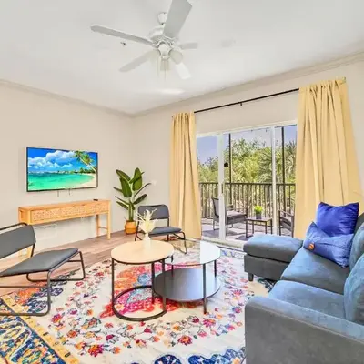 Near Disney - 2BR Condo Unit - Pool