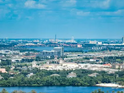an aerial view of a city with a body of water at ORLANDO - BLUE HERON Great Apt - 7 pax in Orlando