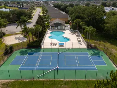 an overhead view of a tennis court at The Dream Vacation Home! in Orlando