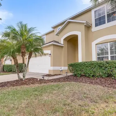 7 Mi to Disney Kissimmee Home with Pool and Hot Tub!
