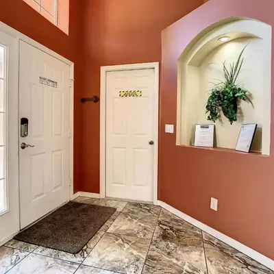 Emerald Island Resort 4 bed 3 bath with pool/spa