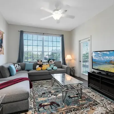 Windsor Palms 3 bed Condo in Gated Resort
