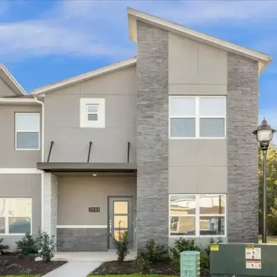 5 Bedrooms 4 Bathrooms Storey Lake 2533 Rt