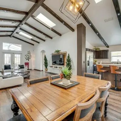 Renovated Kissimmee Home - 10 Mi to Disney Springs