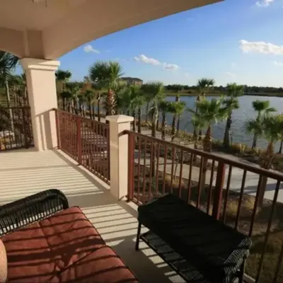 Epic Universe Premium Lake View Condo