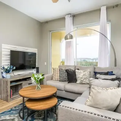 Beautiful Deluxe Condo