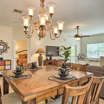 Quiet Disney Condo w/ Balcony ~ 2 Miles to Disney World!