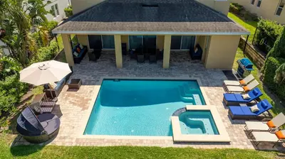 Gallery image of 9 Bedrooms Villa EV Charger Heated Pool Hot Tub in Orlando