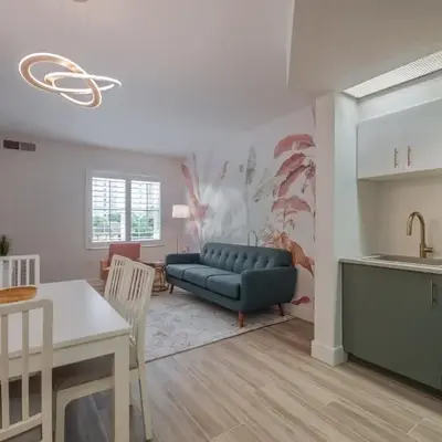 Pool view apartment near Epic Universe and Universal Studios