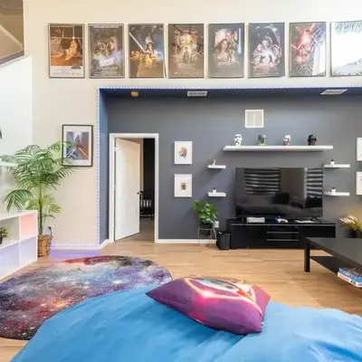Amazing Star Wars & Disney Vr Gaming House!