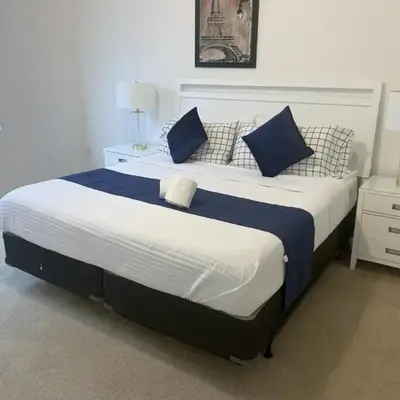 Magic Kingdom Villa - Private Master Bedrooms