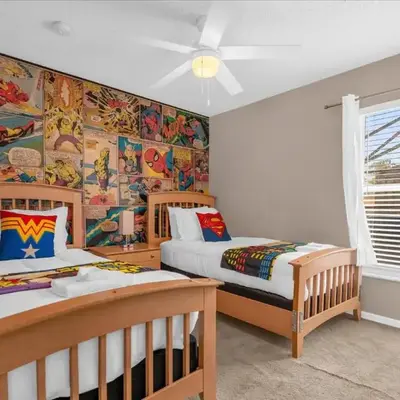Summer Getaway - 5-Bedroom Home with Private Pool!