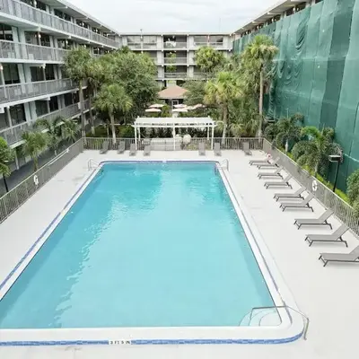 Comfy 1BR Space in Orlando & 5 minutes to Disney