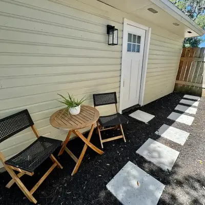 The Sanford Foodie Guest House