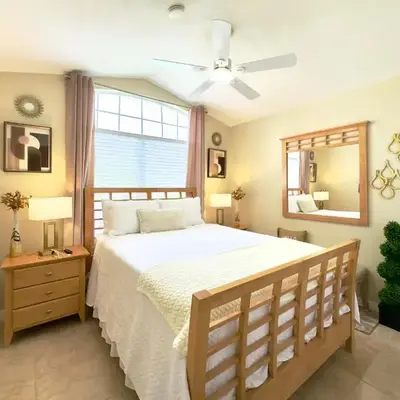 Cozy Private Apartment - Stylish & Spotless