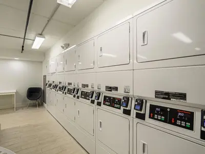 a room with a row of machines in a laboratory at Charming 1BR Home in Orlando minutes to Disney in Kissimmee