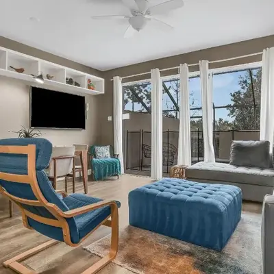 Casa 3Q Windsor Hills