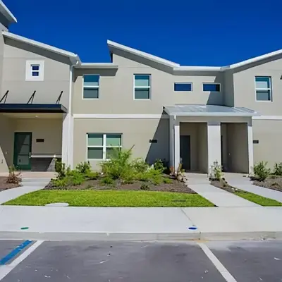 Townhouse c/Piscina Priv. Perto da Disney