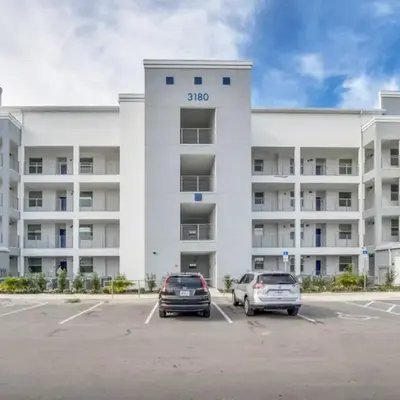 3180 Para unit 101 townhouse