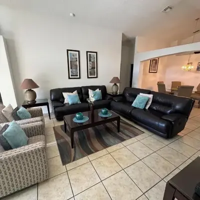Daisy's Den - Five Bedroom Home