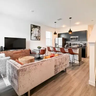 New 3BD3BA Townhouse Themed Near Disney