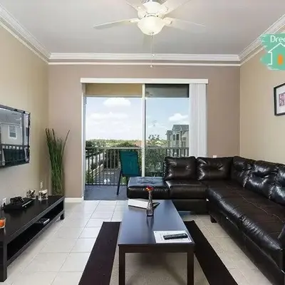 Windsor Hills Condo: Water Park Included