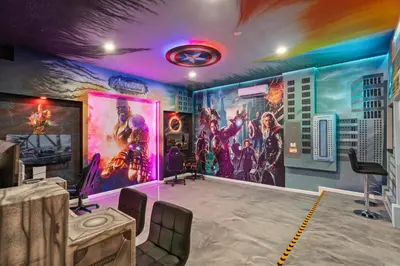a room with a large painting on the wall at Paradiso Grand Resort 6 bedroom in Orlando