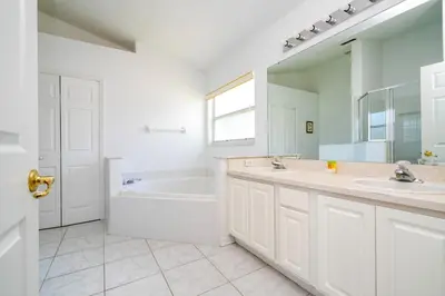 Gallery image of casa em orlando perto da disney com piscina house in area disney in Kissimmee