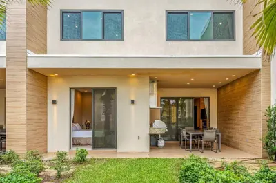 a house with a view of a bedroom at Casa 4Q Elegante Perto da Disney – Magic Village in Orlando