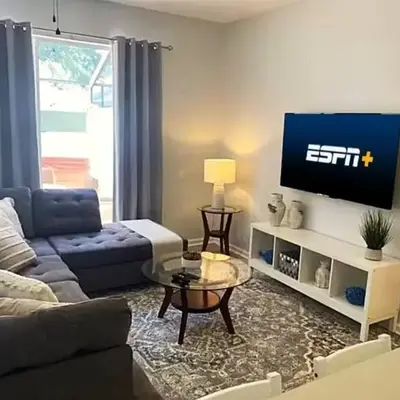 Your Cozy 3 BD Home w Private Hot Tub & BBQ Gril