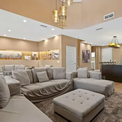 Casa 3 Suítes c/ Jacuzzi e Churrasq. — Disney 6min