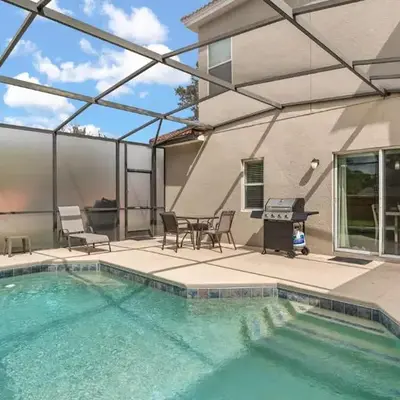 Spacious Family Townhouse Sleeps 8