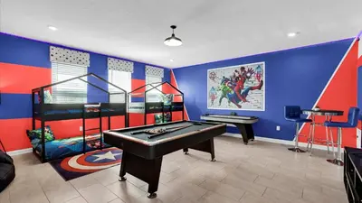 a room with a pool table in a room at OMW2718 in Kissimmee
