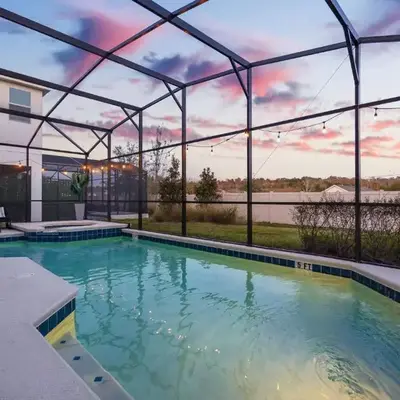 Upstay Vibrant Home w Themed Rooms Pool & Games