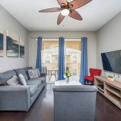 Beautiful Deluxe Condo