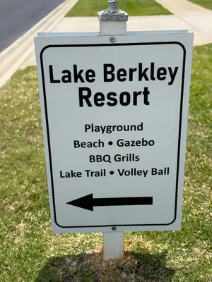 a sign for a lake bellingley resort on a lawn at Kissimmee Vacation Beautiful Home in Kissimmee