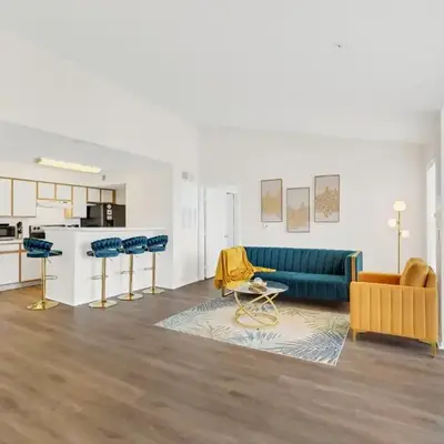 Elegant and cozy 2 BD condo near Disney