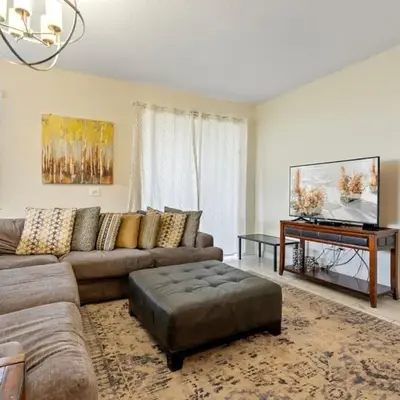 Amazing 5Bdr House with pool 4857