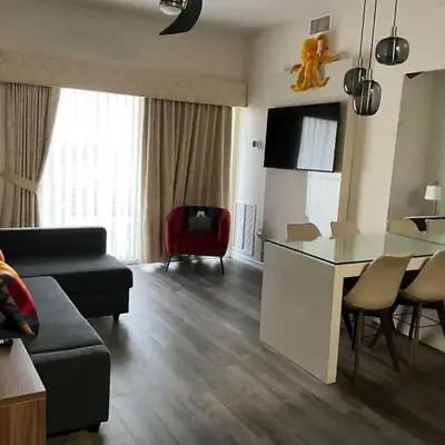 Universal-Disney Dream 606S - 1 Bedroom