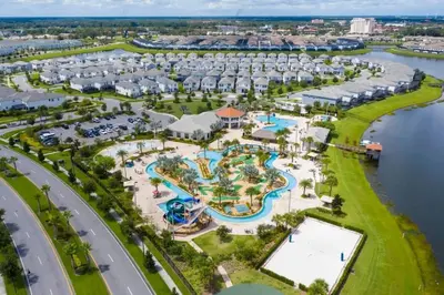 an aerial view of the water park at the resort at Viva o Luxo – 5 Quartos e Piscina no Resort in Kissimmee