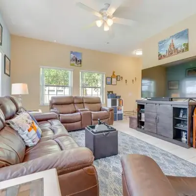 10 Mi to Disney Parks Resort Retreat with Patio