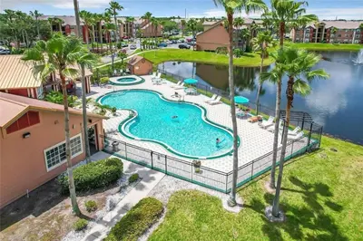 an overhead view of a swimming pool at a resort at Adventure's at Villa Del Sol in Kissimmee
