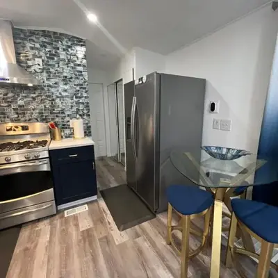 Luxury Tiny Cottage 5 miles from Disney