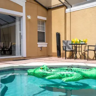 Bright 3B w Pool Close to Disney Encantada 8545