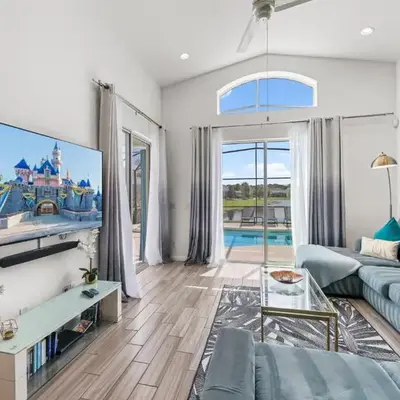 Pool 4BR Resort Home Near Disney