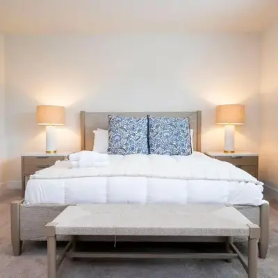 Beautiful 4-bedroom House with Splash Pool