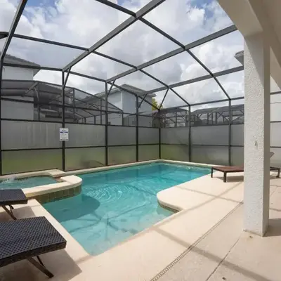 Spacious 6BR Pool Resort - Near Disney