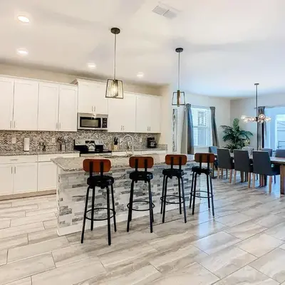 4774 - 7BR w Pool 10min Disney 2 Water Parks